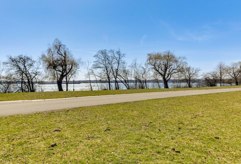 Cozy Niagara Falls Cottage W/ Gas Grill + Patio!