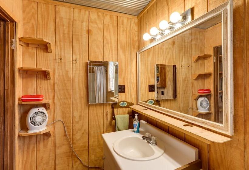 Cozy Riverfront Cabin ~ 2 Mi To Main Street Hardy