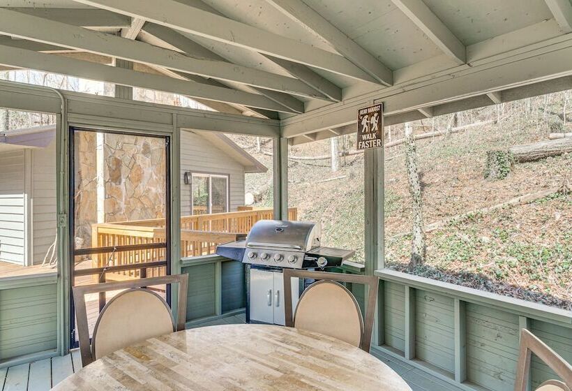 North Carolina Coupes Retreat W/ Deck & Grill!