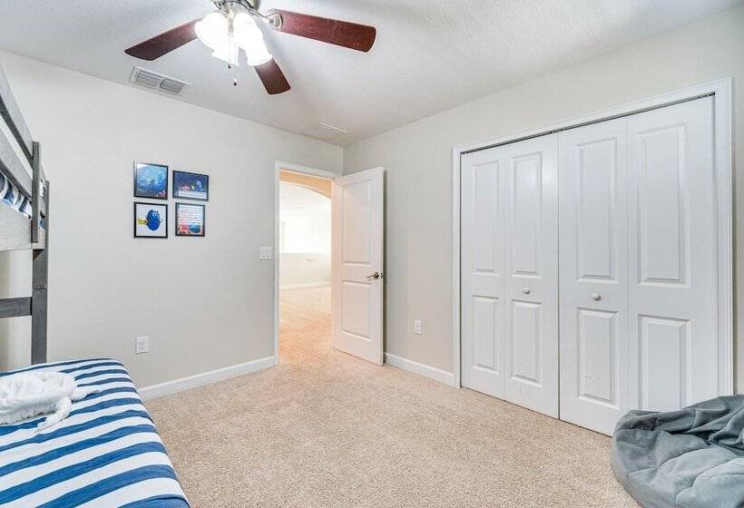 Family Home W/ Game Room: 12 Mi To Disney!