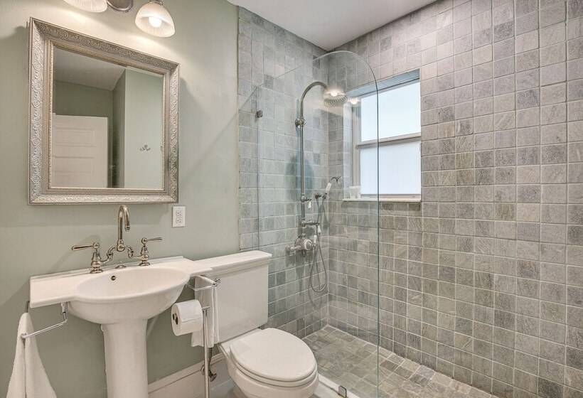 Fort Lauderdale Oasis W/ Pool ~ 2 Mi To Beach!