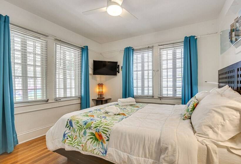 Fort Lauderdale Oasis W/ Pool ~ 2 Mi To Beach!