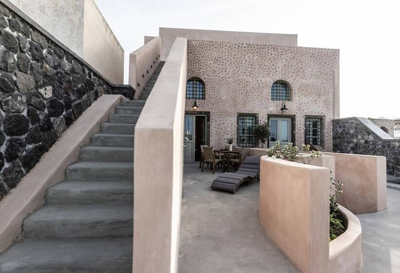 Frescoes Luxury Suites