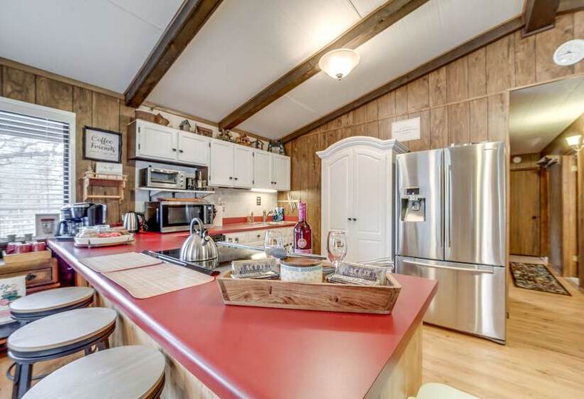 2 Fire Pits & Covered Deck: Cabin In Happy Jack!