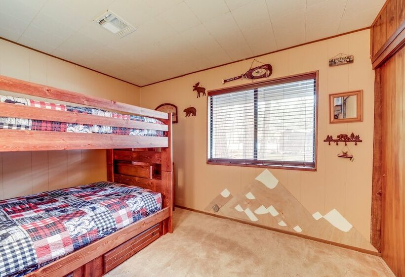 2 Fire Pits & Covered Deck: Cabin In Happy Jack!