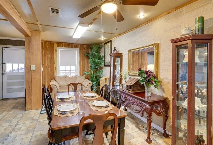 Historic Hardy Home W/ Game Room On Main Street