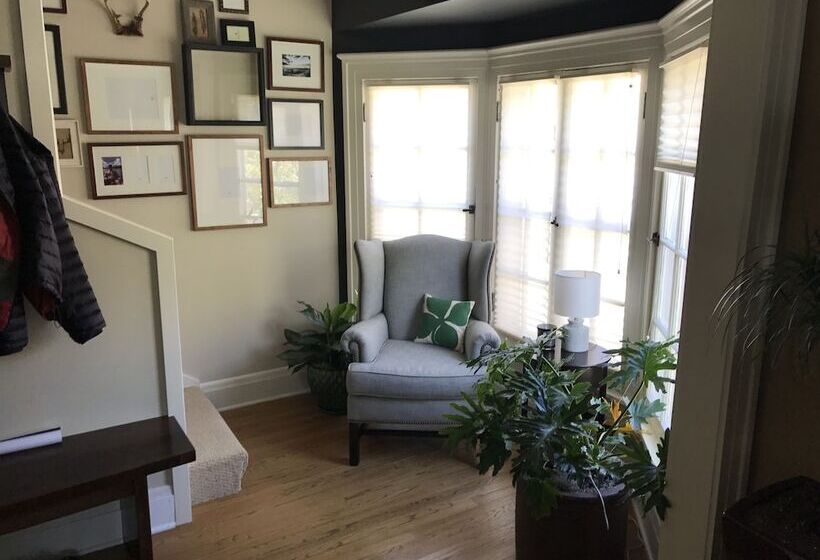 فندق فئة نجمة واحدة Beautiful Luxury Suite A Shorewood Home