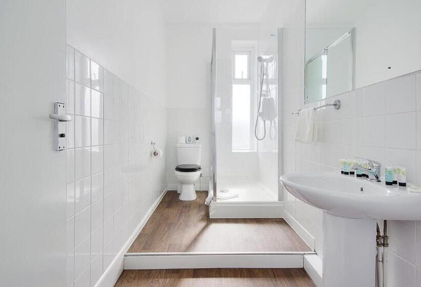 فندق Azure Beach