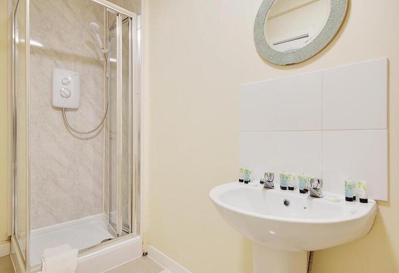 فندق Azure Beach