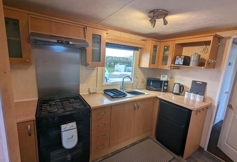 Отель Beach House   Dog Friendly, Anderby Creek