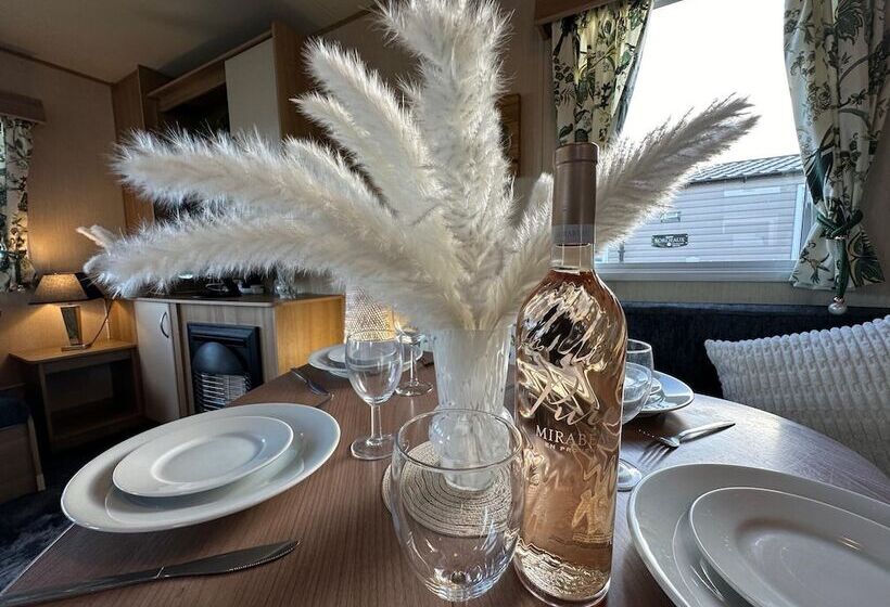 בית מלון כפרי Beautiful 3 Bedroomed Lodge In Mablethorpe