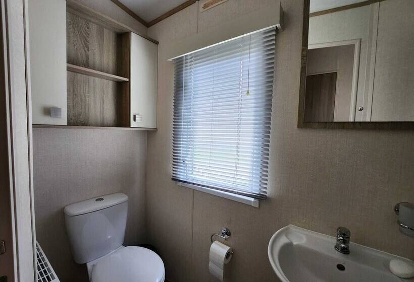 בית מלון כפרי D&a Short Breaks