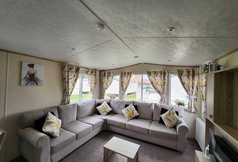 בית מלון כפרי D&a Short Breaks