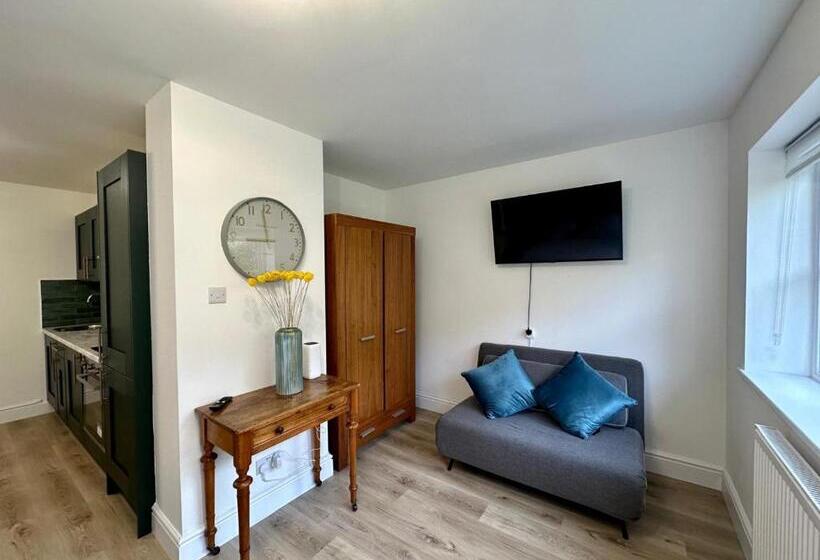 فندق Finsbury Park Studios