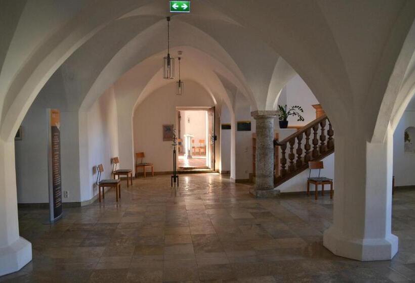 Отель Haus Der Begegnung Heilig Geist