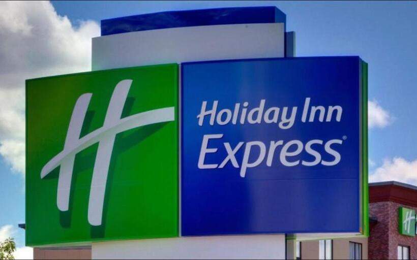 فندق Holiday Inn Express Corpus Christi Beachfront, An Ihg