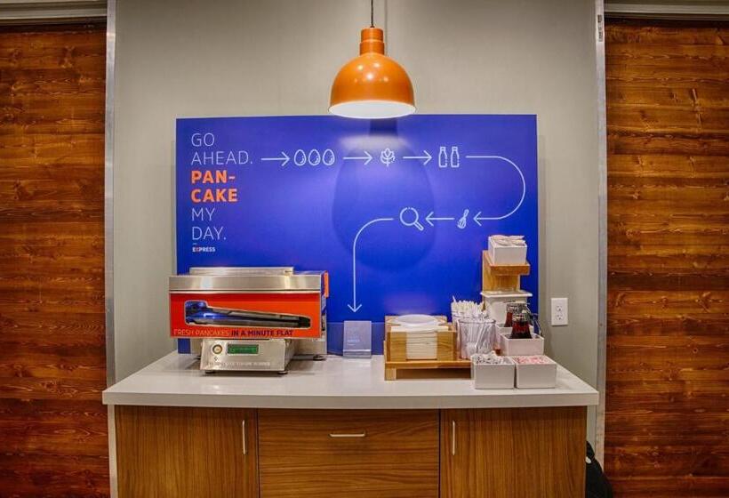 酒店 Holiday Inn Express & Suites Chicago   Oak Forest, An Ihg