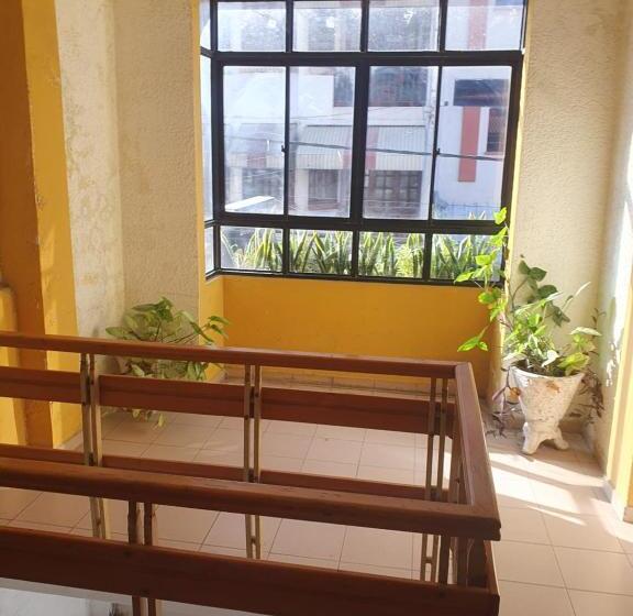 هتل Hostal Bolivia En Yacuiba