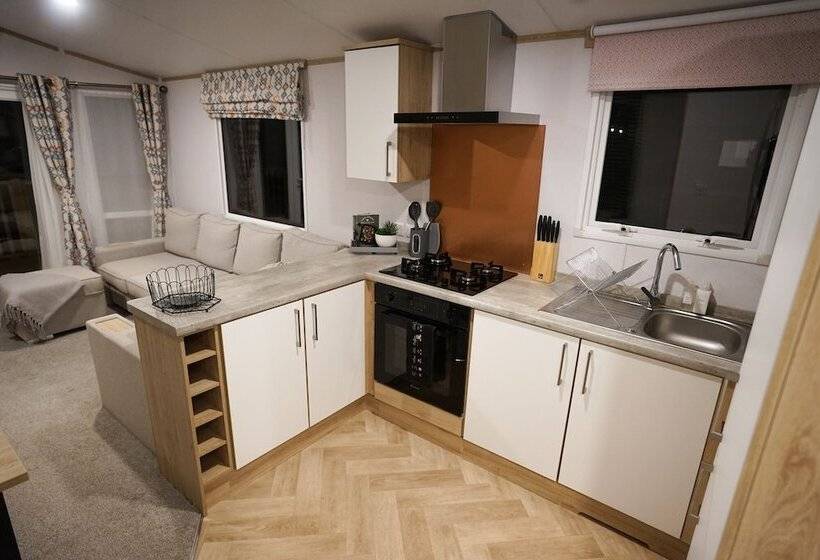 בית מלון כפרי Inviting 3 Bed Lodge In Preston Hot Tub