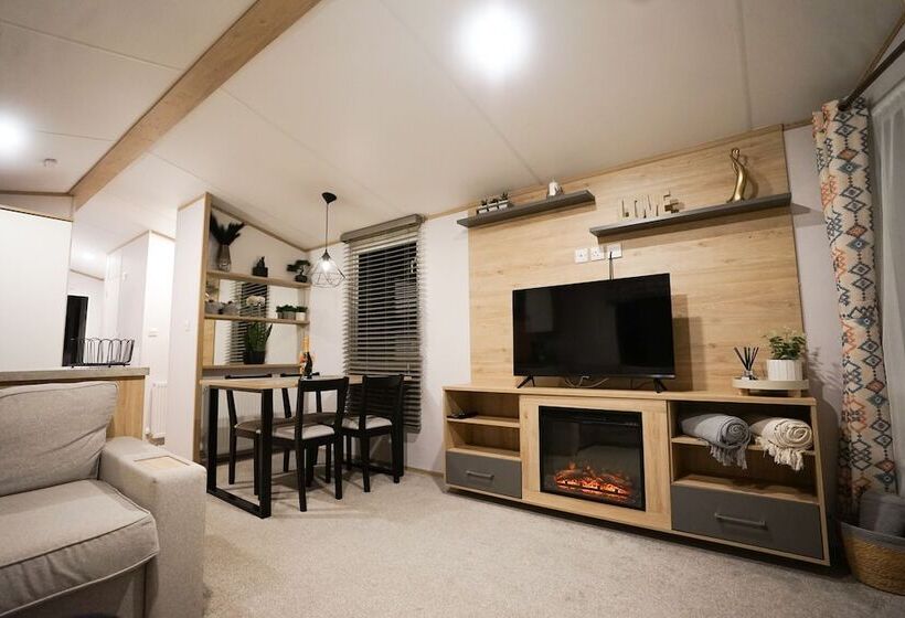 בית מלון כפרי Inviting 3 Bed Lodge In Preston Hot Tub