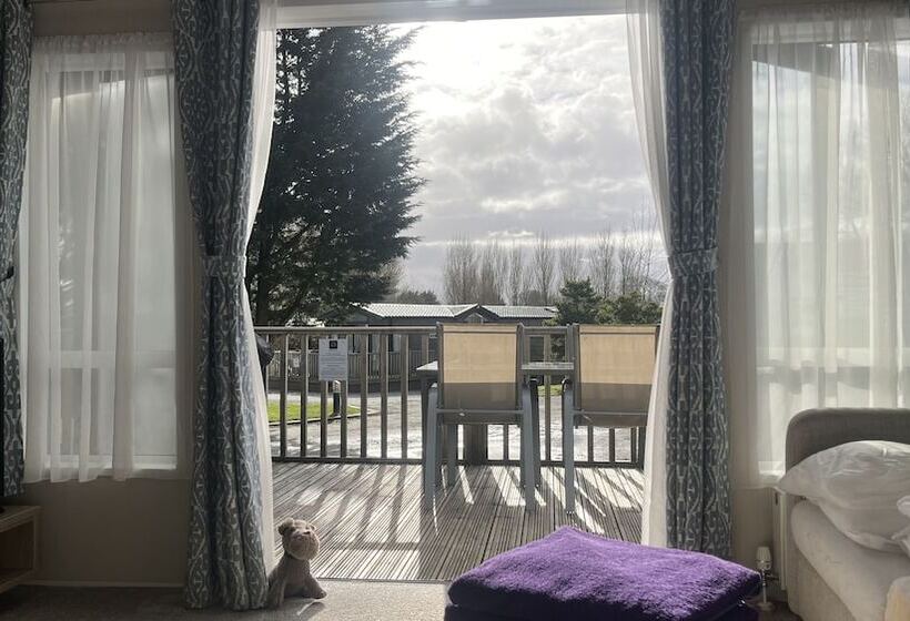 فندق Pet Friendly 2 Bed Lodge Near Preston & Blackpool