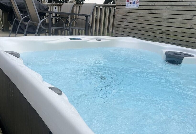 فندق Pet Friendly 2 Bed Lodge Near Preston & Blackpool