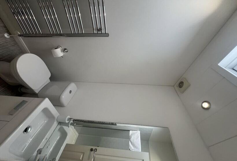 בית מלון כפרי Remarkable 3 Bed Lodge In Honiton