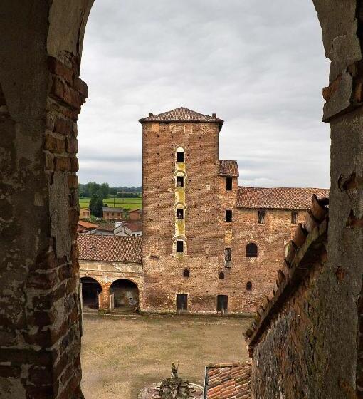 Сельский отель Agriturismo Castello Beccaria