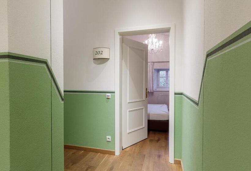 Отель Seebacher Haus