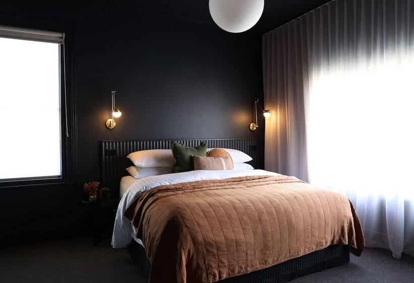 בית מלון כפרי The Waggon Stables Boutique Accommodation