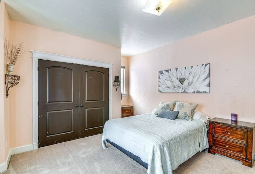 Inviting Wasilla Vacation Rental: 6 Mi To Big Lake
