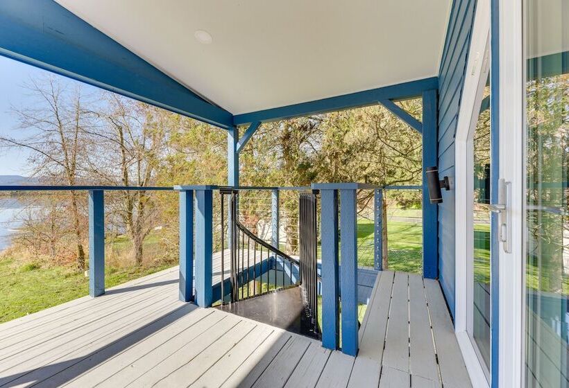 Lakefront Roy Cabin ~ 40 Mi To Mount Rainier!