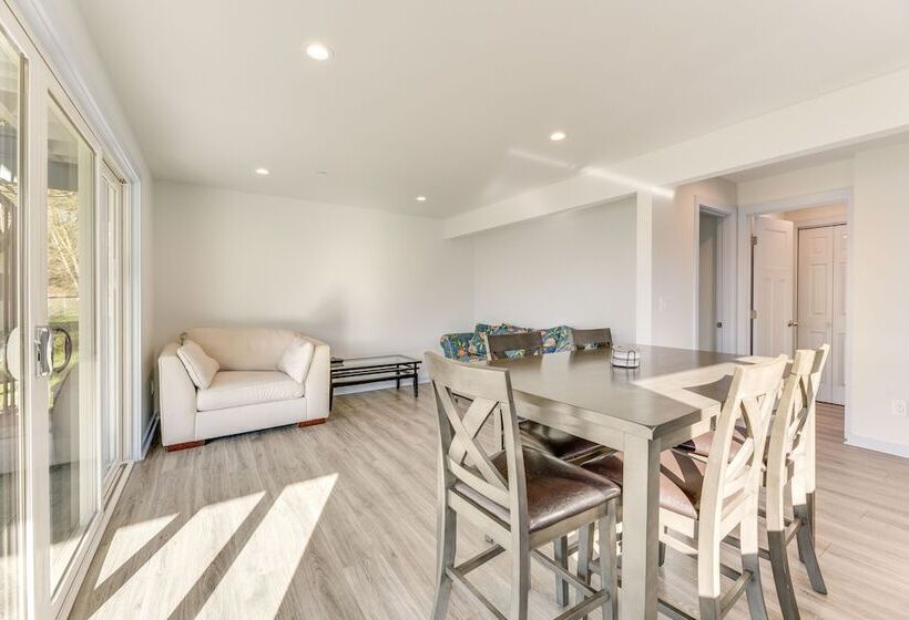 Lakefront Roy Cabin ~ 40 Mi To Mount Rainier!