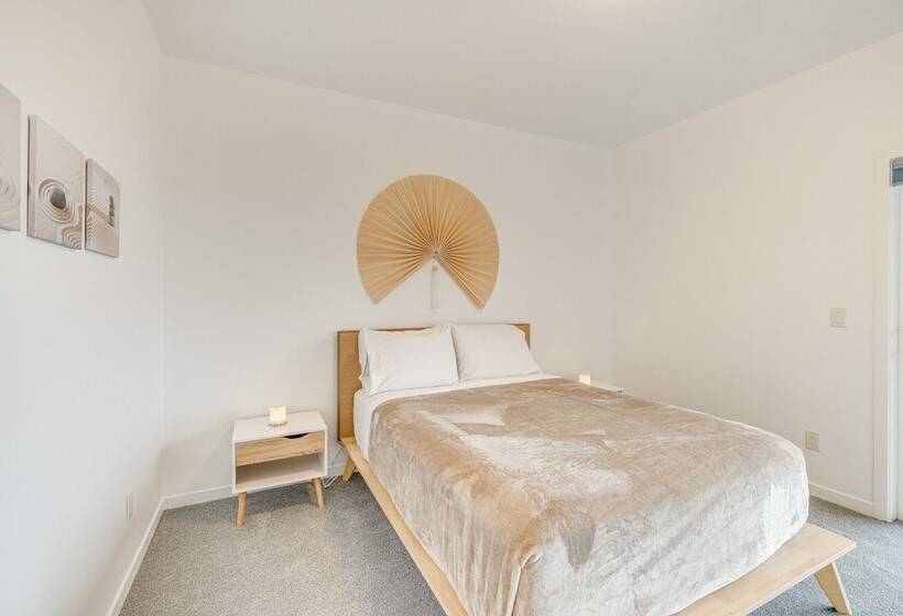 Lovely Rockaway Beach Home W/ Pacific Ocean Views!