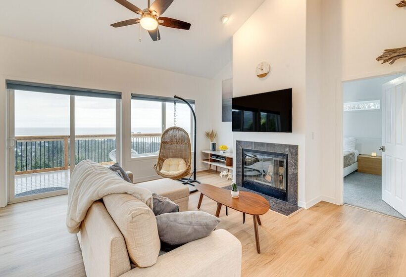 Lovely Rockaway Beach Home W/ Pacific Ocean Views!