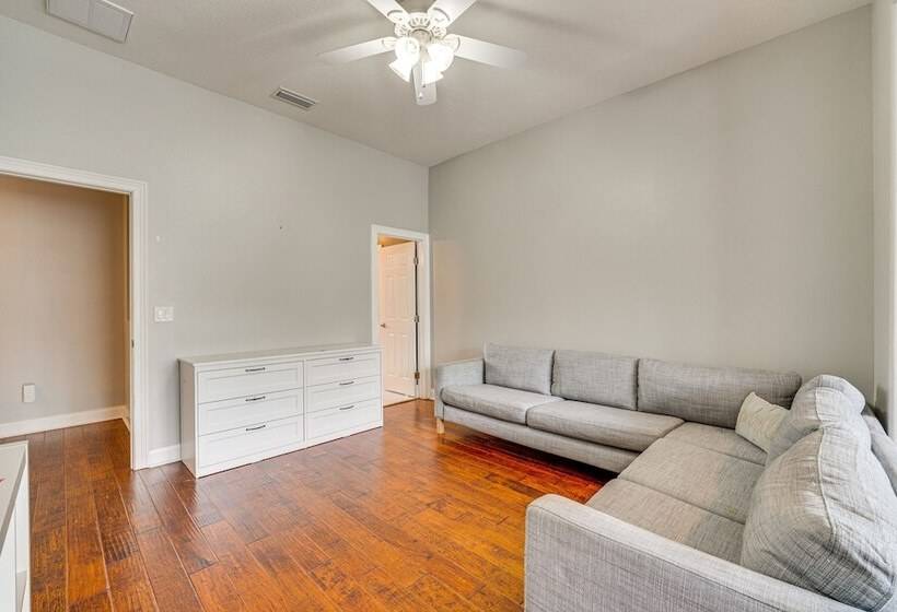 Luxurious Davenport Home W/ Large Pool & Hot Tub!