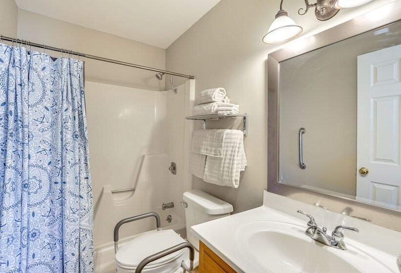 Lake Access & Resort Perks: Margaritaville Home