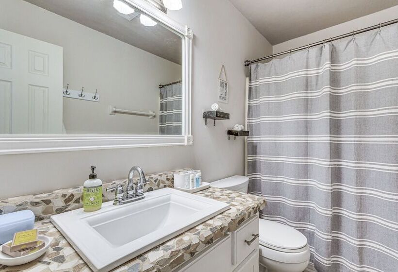 Milton Waterfront Home W/ Dock & Outdoor Kitchen!