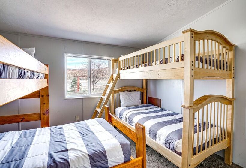 Moab Home W/ Patio Near Arches National Park!