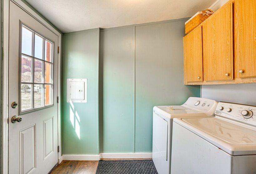 Moab Home W/ Patio Near Arches National Park!