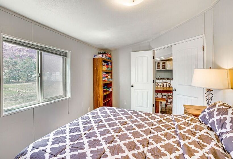 Moab Home W/ Patio Near Arches National Park!