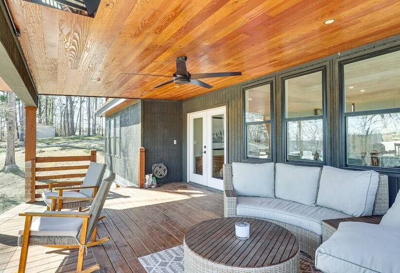 Modern Lake House Retreat W/ Deck On Pickwick Lake