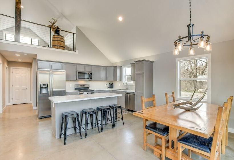 Modern Oskaloosa Cabin W/ 2 Acres & On Site Trails