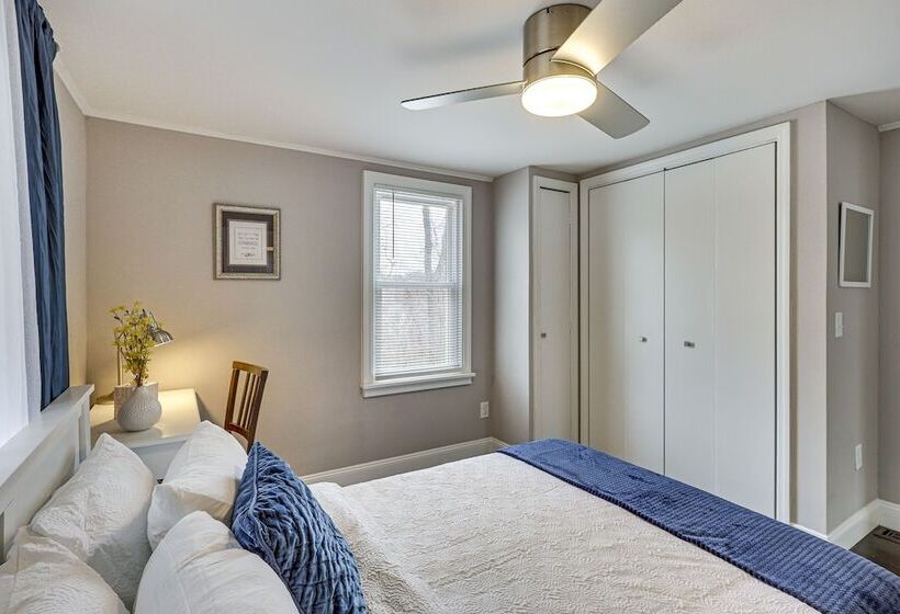 Modern Terryville Cottage W/ Deck & Lake View!