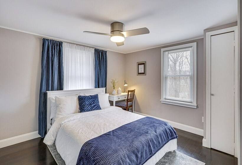 Modern Terryville Cottage W/ Deck & Lake View!