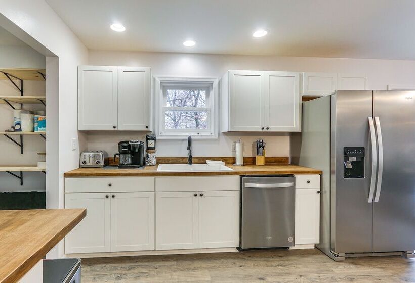 Mt Jackson Home W/ Hot Tub ~ 2 Mi To Bryce Resort!