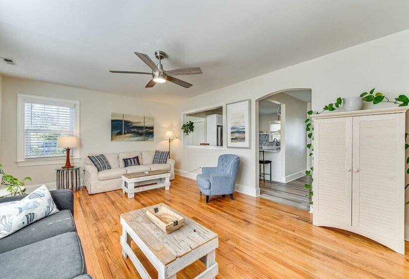 New Bern House W/ Gas Grill Near Neuse River!