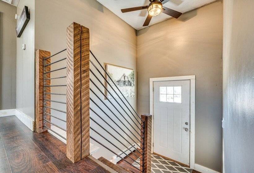 Over Andover  Retreat W/ Hot Tub: Walk To Lake!