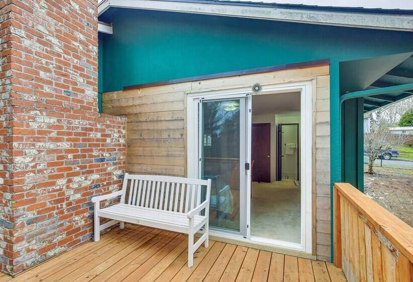 Peaceful Gresham Home W/ Grill: 2 Mi To Downtown