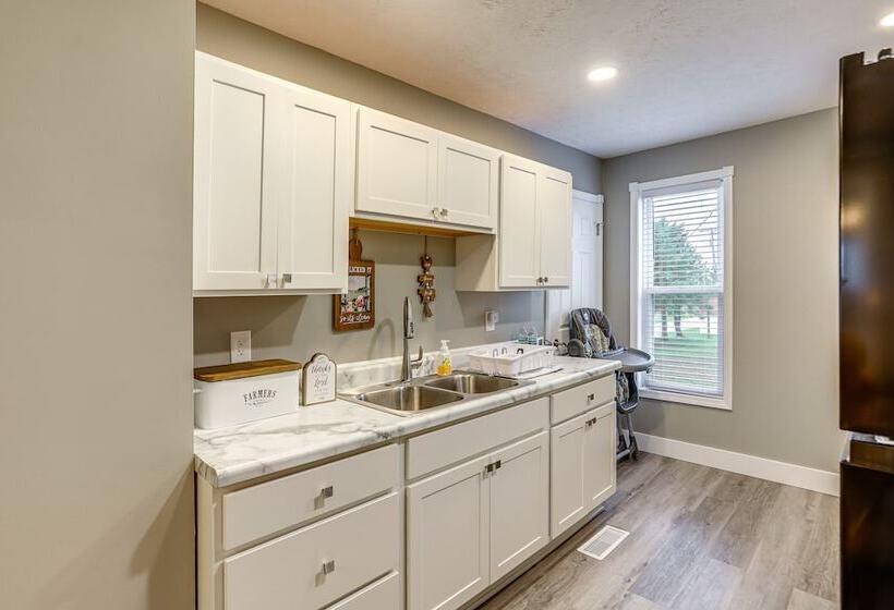 Peaceful Shiloh Home W/ Deck & Fishing Pond Access